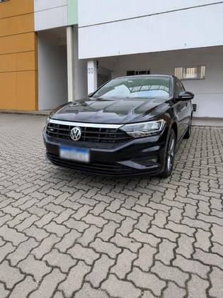 VOLKSWAGEN JETTA 1.4 250 TSI TOTAL FLEX R-LINE TIPTRONIC VOLKSWAGEN JETTA 1.4 250 TSI TOTAL FLEX R-LINE TIPTRONIC